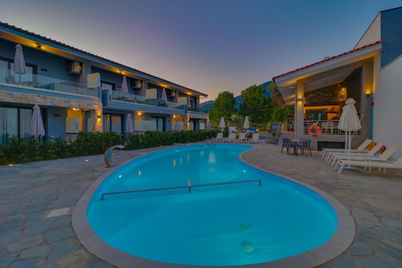 Theros Villas & Suites Chrysi Ammoudia Buitenkant foto
