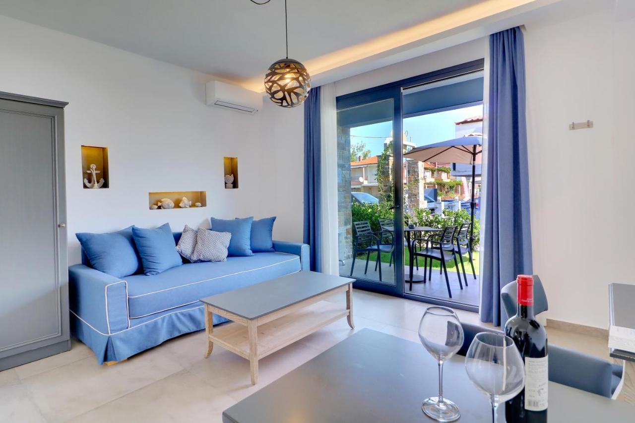 Theros Villas & Suites Chrysi Ammoudia Buitenkant foto