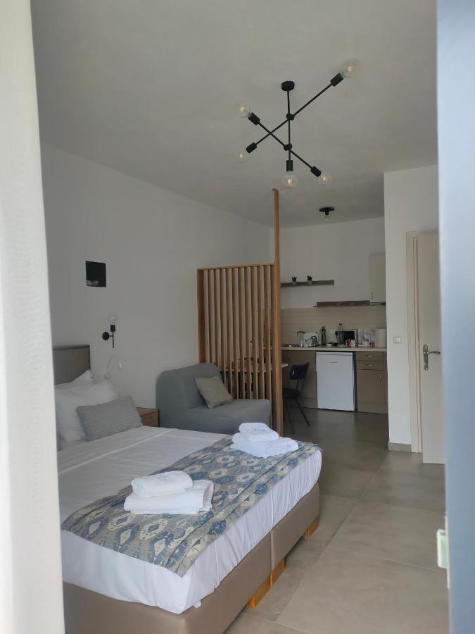 Theros Villas & Suites Chrysi Ammoudia Buitenkant foto